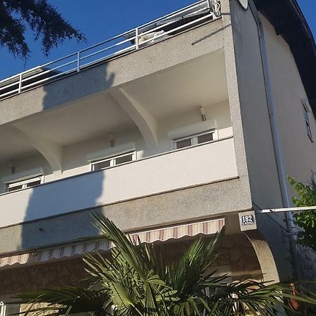 Mariva Apartment Dramalj Exterior photo