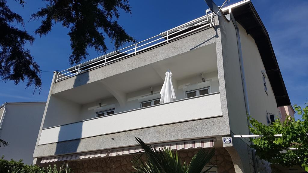 Mariva Apartment Dramalj Exterior photo
