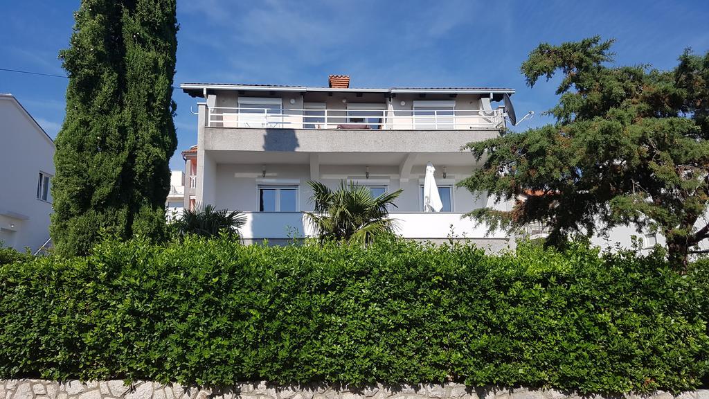 Mariva Apartment Dramalj Exterior photo