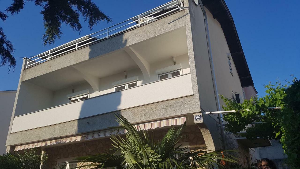 Mariva Apartment Dramalj Exterior photo